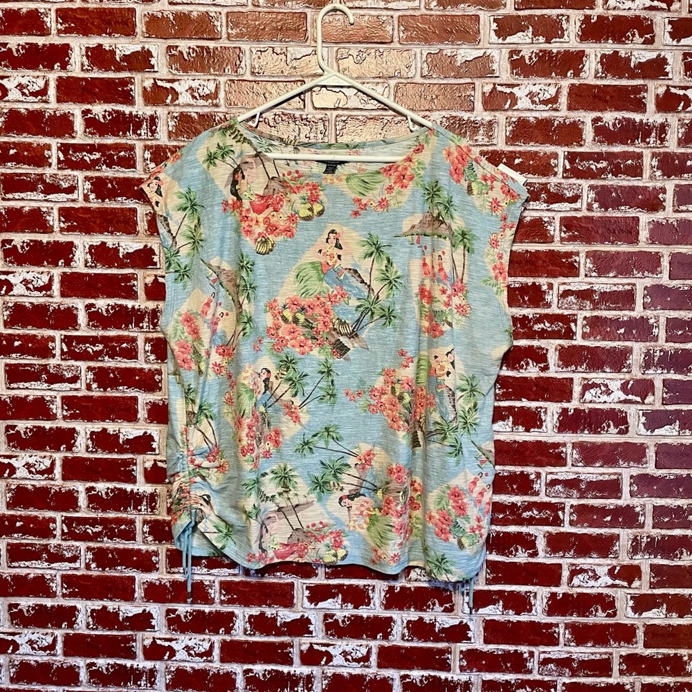 Chaps Tropical Print Hula Girl Short Sleeve Cotton Novelty Print Top. Women’s XL